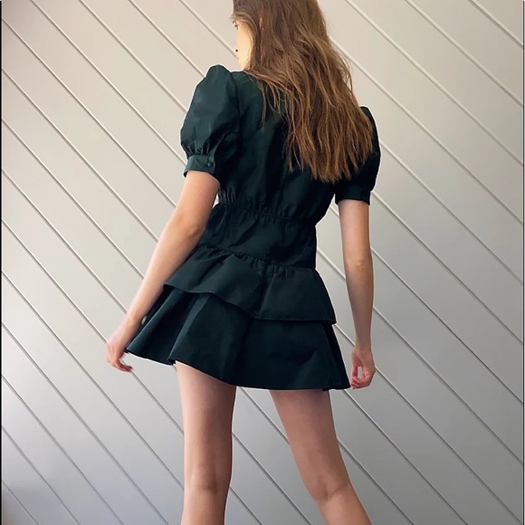 Aritzia Dresses & Skirts - nwt sunday best black capri dress